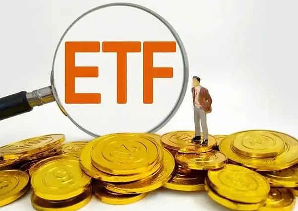 华尔街杀入币圈：比特币ETF交易量占25% 加密原生市场正在被降维打击？